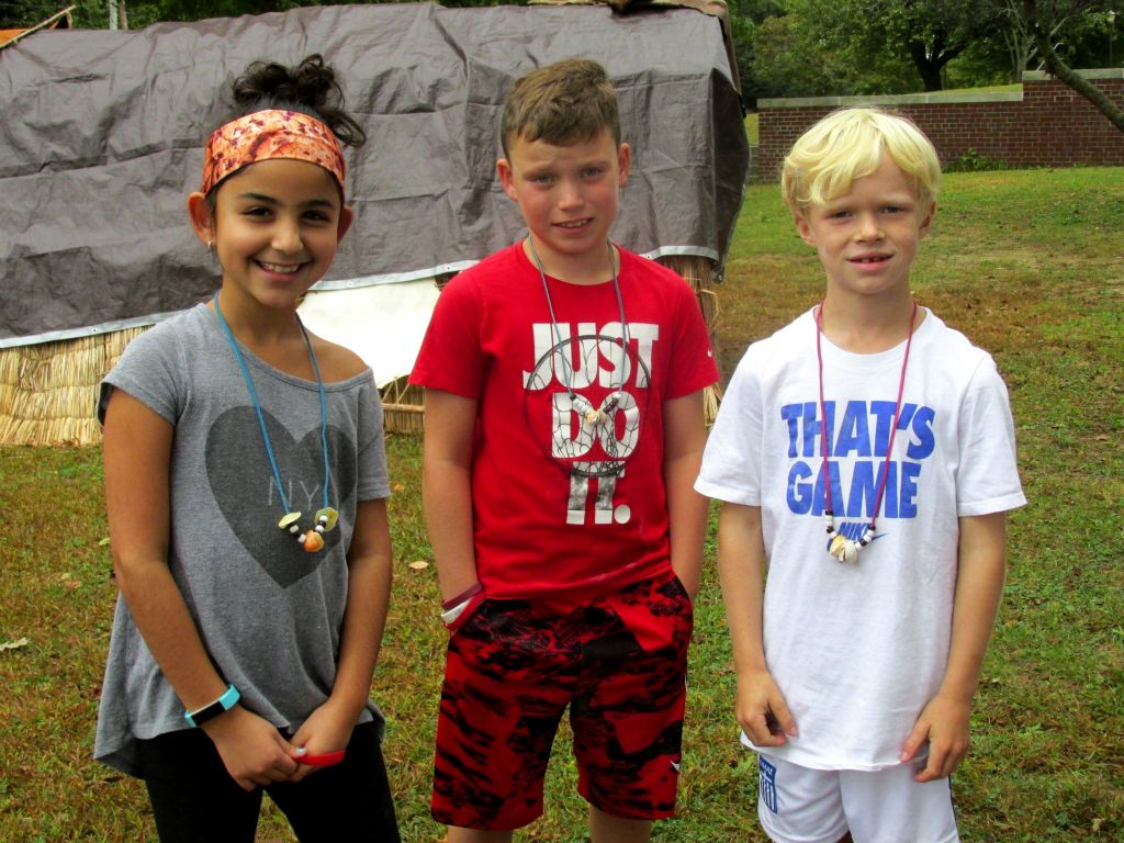 students made necklaces